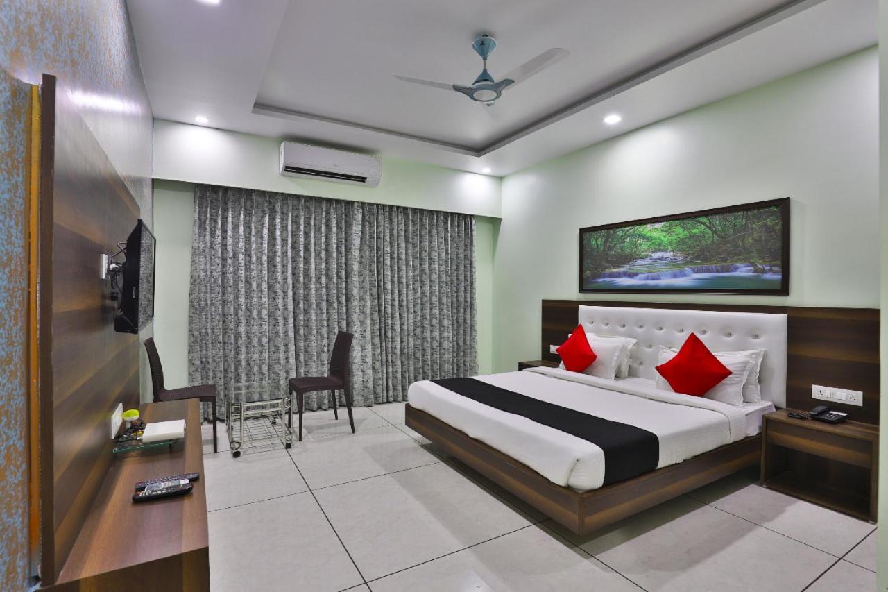 Hotel Shivam Diu Luaran gambar